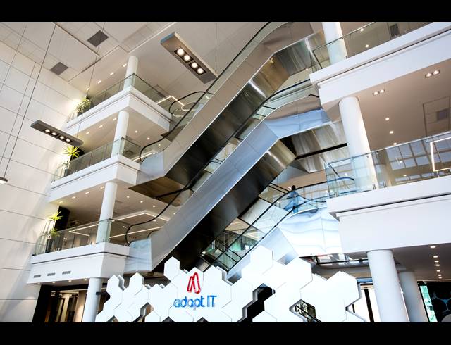 2,495M² OFFICE TO LET IN NOORDWYK